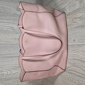 Kate Spade New York Leewood Place Rainn Scalloped Leather Pink Tote